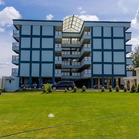 The Pine 2 Bedroom House California Plaza Nanyuki Exterior photo