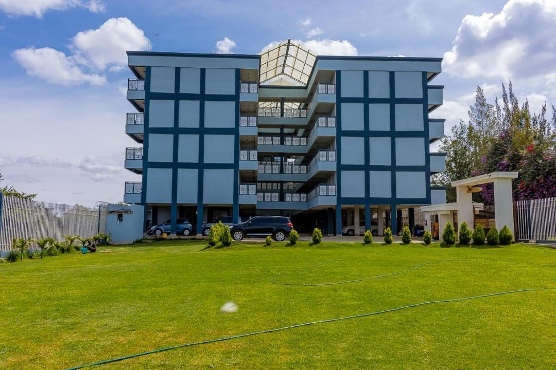 The Pine 2 Bedroom House California Plaza * Nanyuki